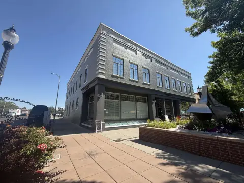 Corner Office Condominium