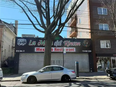 Pure Commercial Restaurant Building