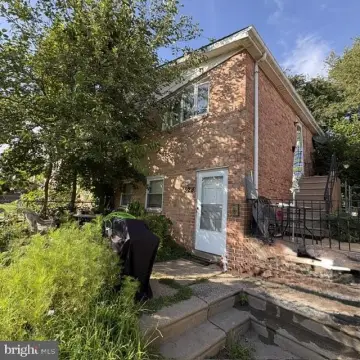 Brick Duplex with Two Units