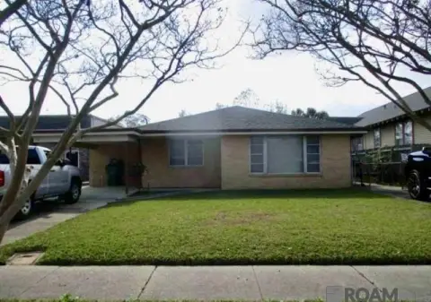 Gretna Mixed-Use Property with Workshop