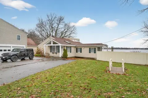 Waterfront Homes with Pond Access