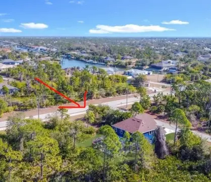 Corner Lot in South Gulf