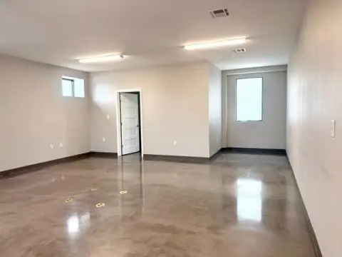 Retail Space in Irving, TX