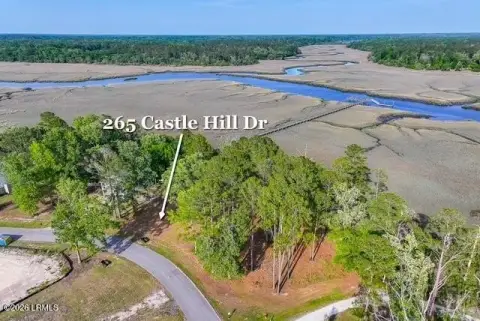 Waterfront Land in Rivers Reach
