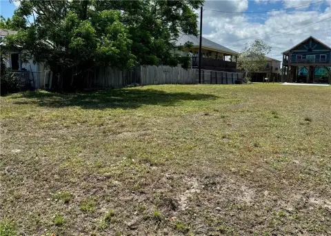 Corner Lot Near Laguna Madre