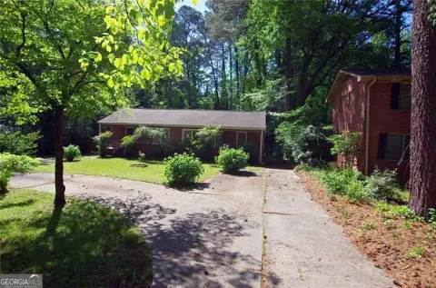 Duplex with Off-Street Parking