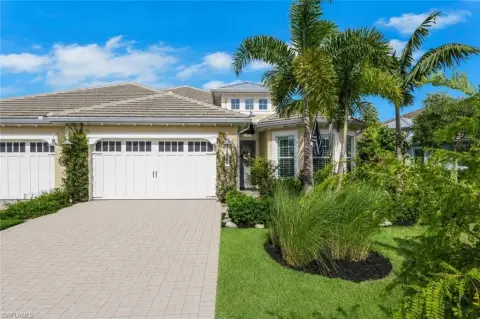 Attached Villa with Screened Pool