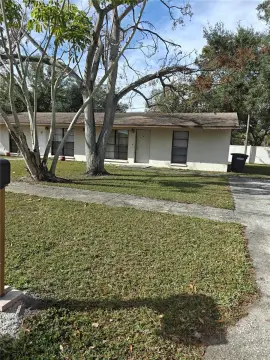 Clearwater Duplex in Prime Location