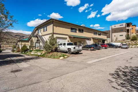 Mixed-Use Property with Apartment