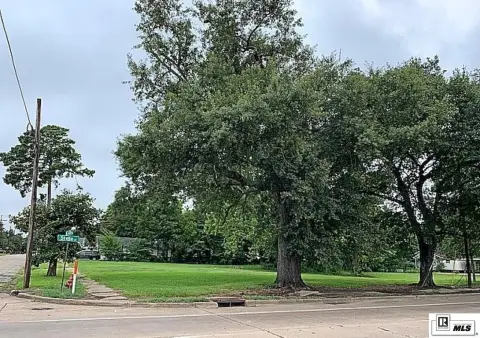 Corner Commercial Land Site