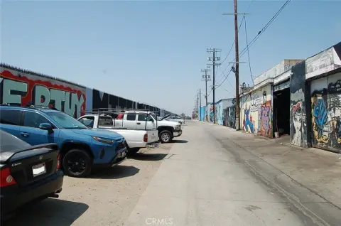 Commercial Space in Los Angeles