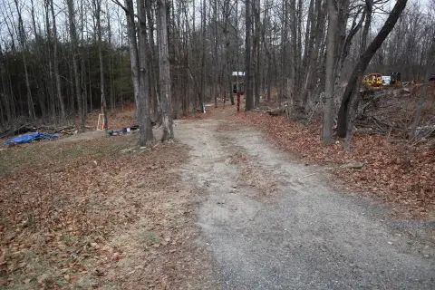 Land on Main Street, Clinton