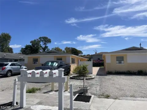 Well-Maintained Duplex in Fort Myers