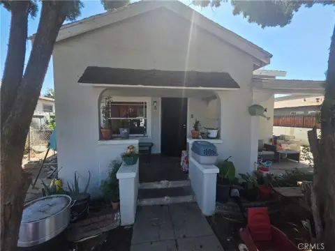 Occupied Three-Unit Triplex