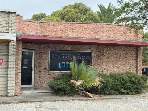 Versatile Commercial Property in Aransas