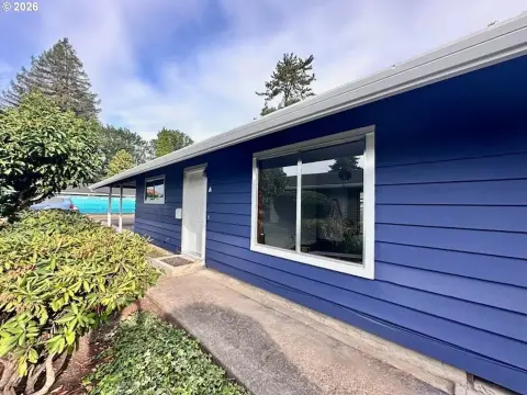Fourplex with Private Outdoor Space