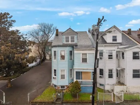 Spacious Multi-Family in Paterson City