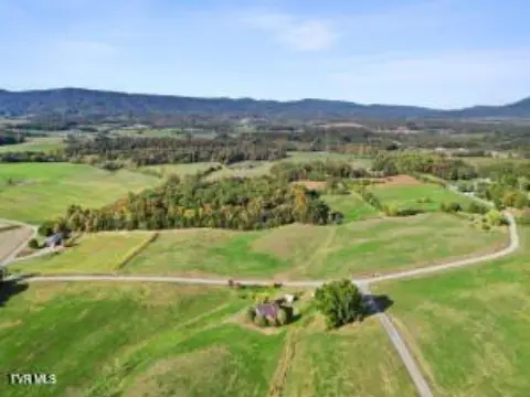 Ready-to-Build Lot with Mountain Views