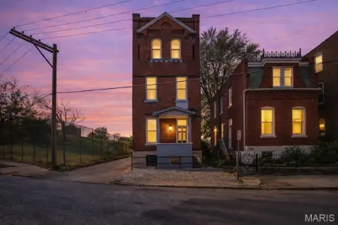 St. Louis Triplex Investment Opportunity