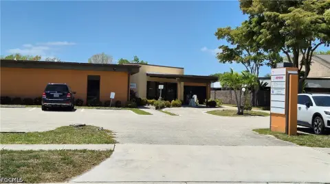 Multi-Unit Office Building