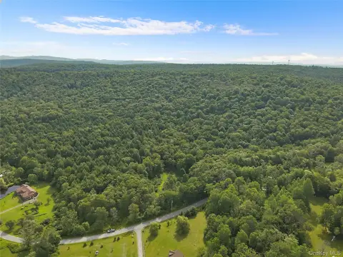 26.5-Acre Streamfront Land