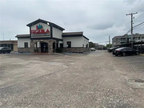 Renovated Restaurant Opportunity
