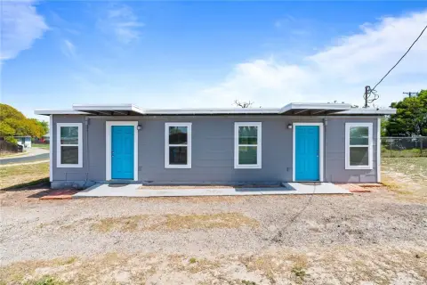 Renovated Duplex in Flour Bluff