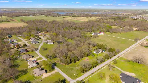 Residential Land in Grove, OK