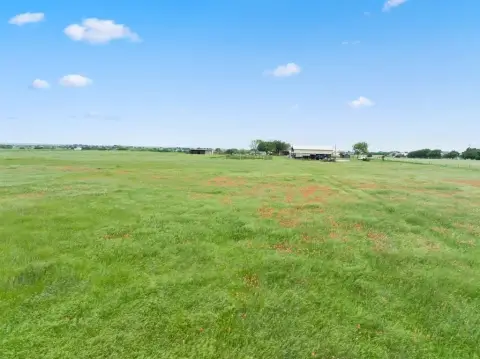 Residential Land in Krum, Texas