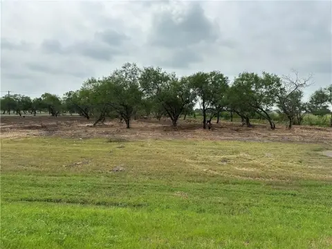 Prime Corner Tract in Alice