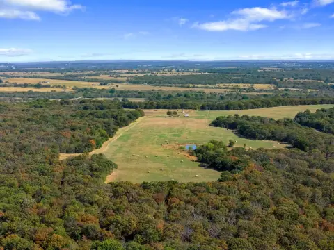 Turnkey Hunting Property Near Henryetta