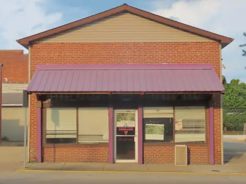 Retail Storefront with Storage