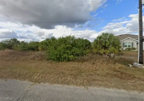 Vacant Residential Lot in LaBelle