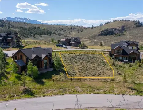 Residential Homesite with Mountain Views