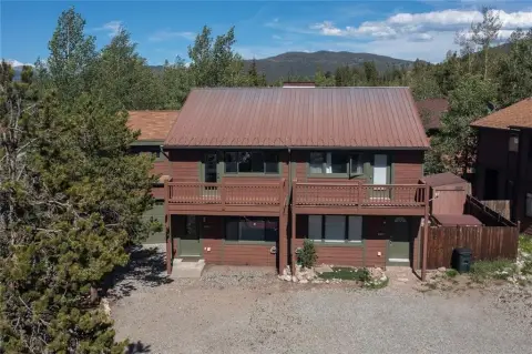 Fully Remodeled Duplex with Patio