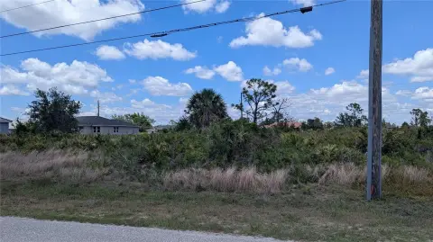 Residential Homesite in Waterfront Community