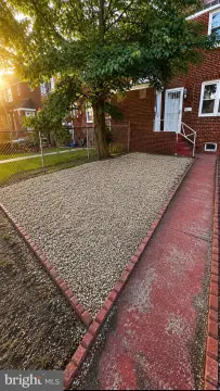 Vacant Camden Duplex For Sale