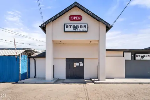 Bar and Pub Building with Upgrades