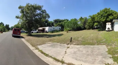 Vacant Lot in Growing Area
