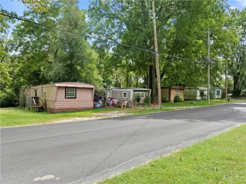 Mobile Home Park with Utilities