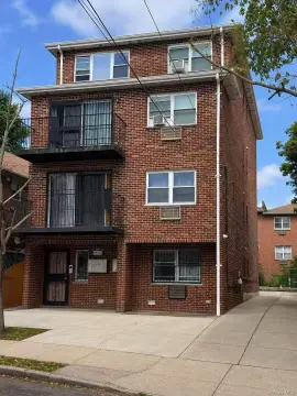 8-Unit Apartment Building