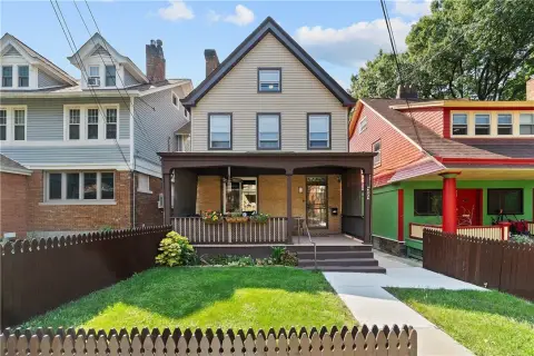 Renovated Duplex with Flexible Lower Level