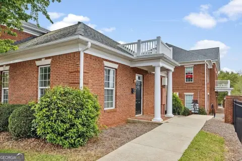 Kennesaw Office Suite For Sale