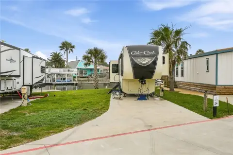 Premium RV Site with Water Views