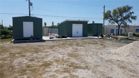 Commercial Lots with Existing Building
