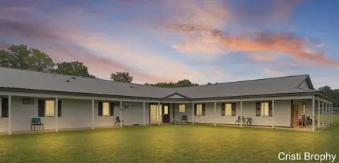 Assisted Living Facility with Residence