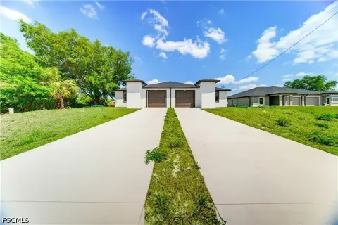 New Duplex in Lehigh Acres