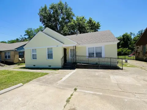 Commercial Property in High-Traffic Location
