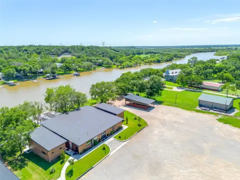 Wedding Venue with Riverfront Hall