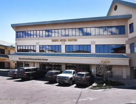 Flexible Retail or Office Suite